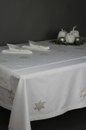 Obrus Świąteczny plamoodporny biały haftowany Stella srebrna