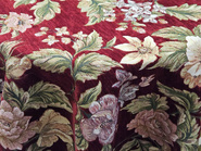 Obrus gobelinowy z szenilem bordo Kwiaty z zielonymi hwostami