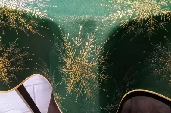 Obrus Świąteczny plamoodporny metalizowany dwustronny zielono - złoty - owal