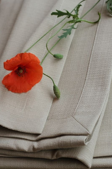 Obrus  plamoodporny Dorota jasny beż