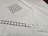 Obrus lniany ręcznie  haftowany mereżka Snutki biały