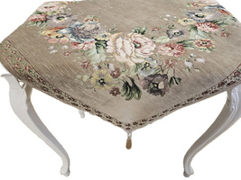 Serweta gobelinowa z szenilem beżowa Kwiaty wzór  Róże z chwostami