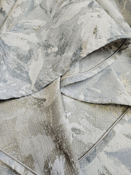 Gruby dwustronny obrus żakardowy koło szaroniebieski