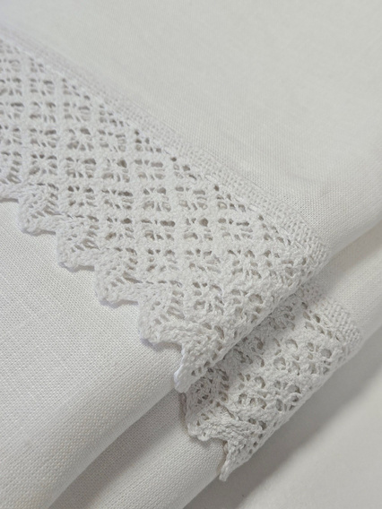 Obrus lniany biały Helena z koronką - prostokąt