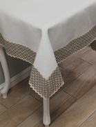 Obrus lniany biały Zofia z beżową koronką prostokąt