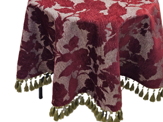 Obrus gobelinowy z szenilem bordo Kwiaty z zielonymi hwostami