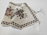 Bieżnik Gobelinowy ecru z szenilwwem Kwiaty wzó RÓże