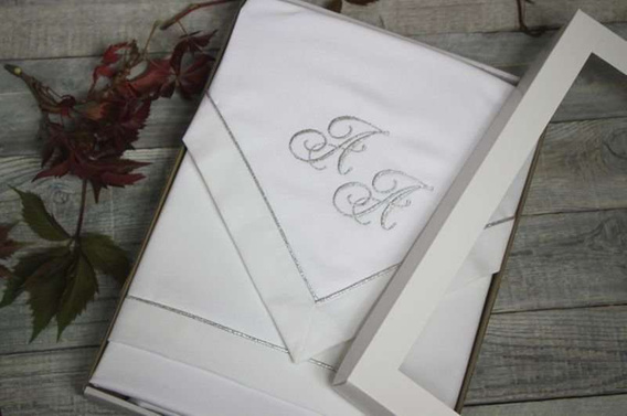 Usługa haft monogramu .Haft personalizowany