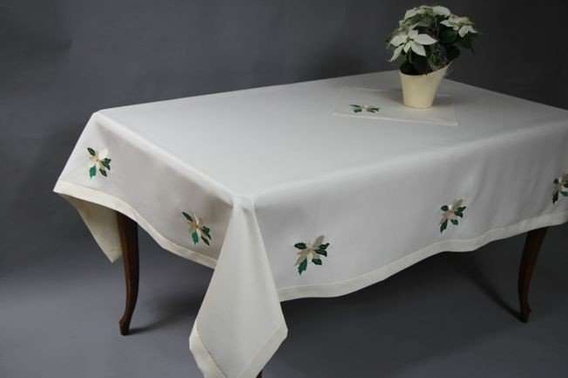 Obrus Świąteczny plamoodporny ecru ze złotą lamówką  Gwiazda Betlejemska owalny