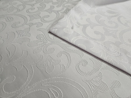 Obrus plamoodporny żakardowy biały- prostokąt