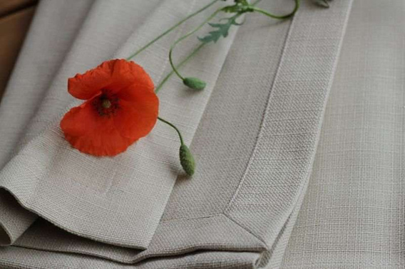 Obrus  plamoodporny Dorota jasny beż