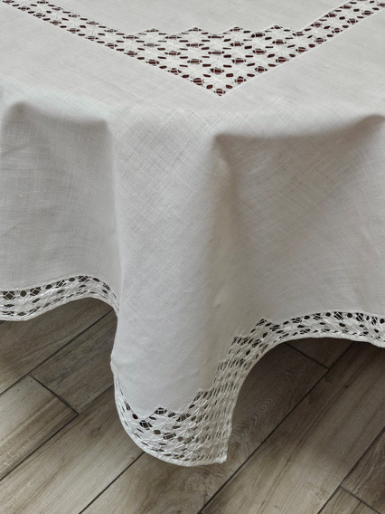 Obrus lniany ręcznie  haftowany mereżka Snutki biały
