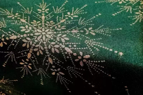 Obrus Świąteczny plamoodporny metalizowany dwustronny zielono - złoty - prostokąt