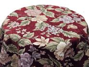 Obrus gobelinowy z szenilem bordo Kwiaty z zielonymi hwostami