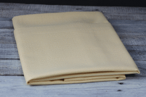 Obrus  plamoodporny Dorota w kolorze   jasno żółtym