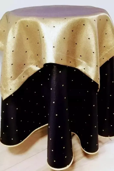 Obrus Świąteczny plamoodporny metalizowany dwustronny granatowo - złoty koło